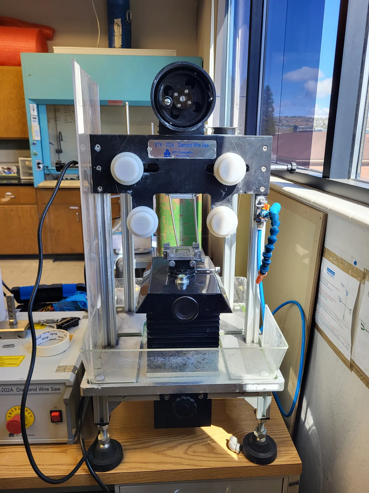 STX-202A diamond wire saw for precision sectioning of metallography specimens