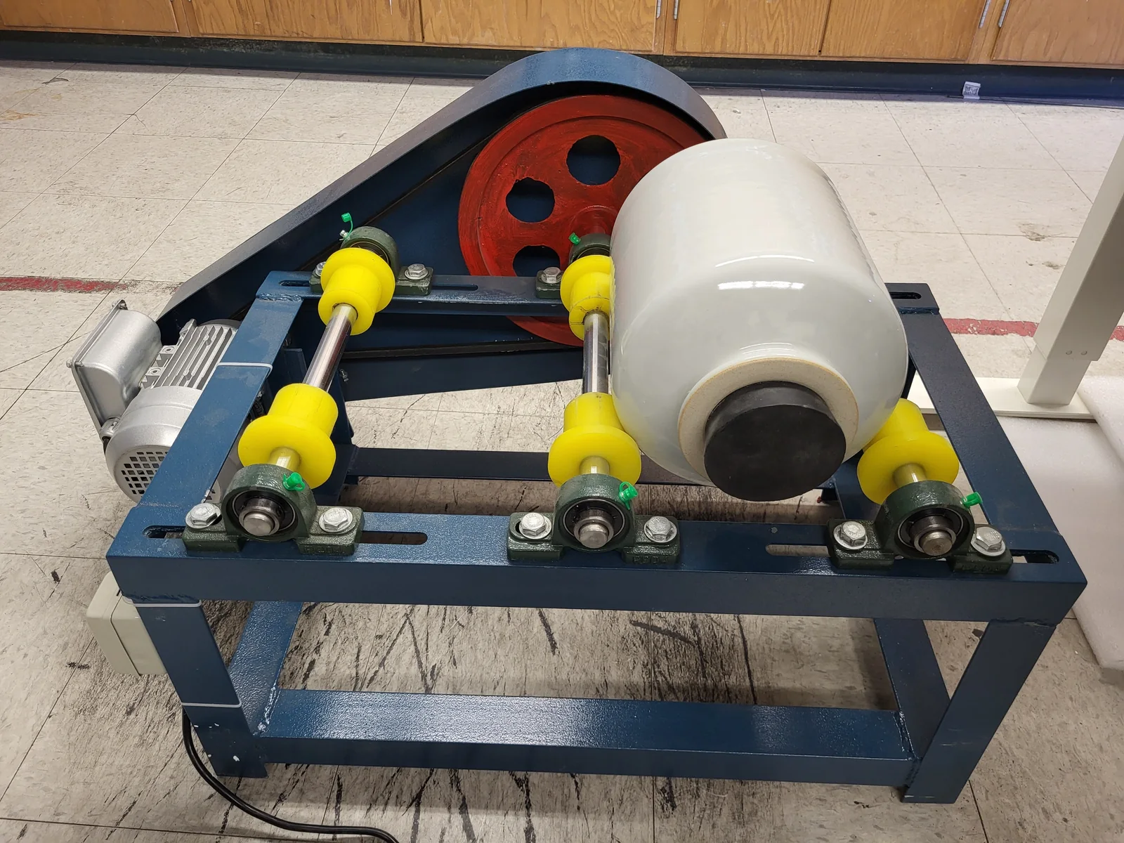 Roller mixer used for powder and ink preparation